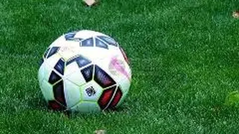 “周末巅峰对决：美因茨VS奥格斯堡，进球盛宴超预期，谁将闪耀全场？”