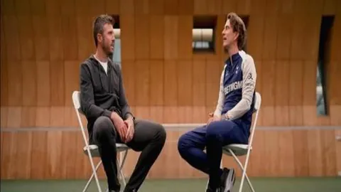 伊戈达拉揭秘：'水花组合'的篮球魔法，让全民篮球梦起飞！